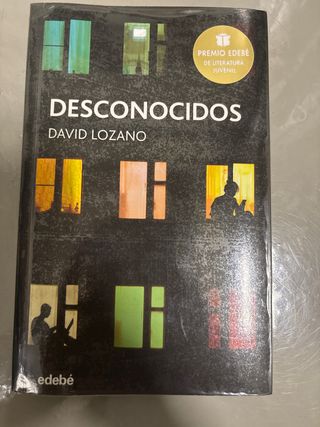 DESCONOCIDOS: Premio EDEBÉ de Literatura Juveni...