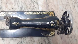 Máquina de coser Singer antigua