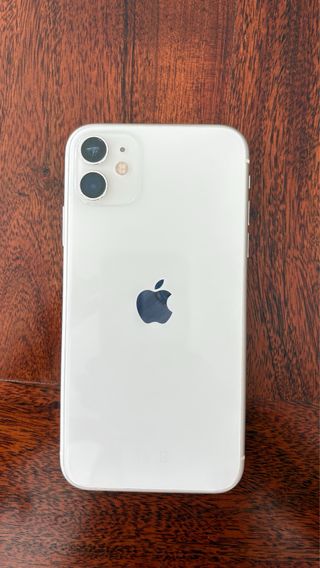 iPhone 11 Blanco + 10 Fundas