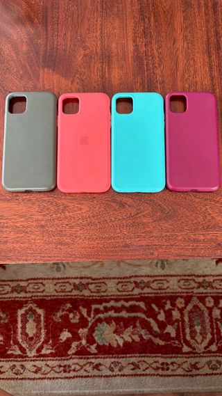 iPhone 11 Blanco + 10 Fundas