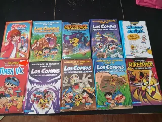 Colección de libros de mikecrack y los compás.