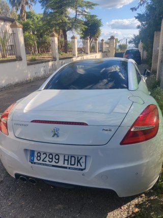 Peugeot RCZ 2012