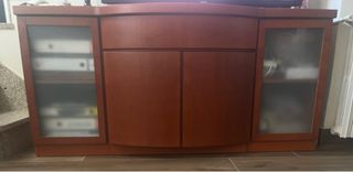 Aparador de madera y mesa de centro de regalo