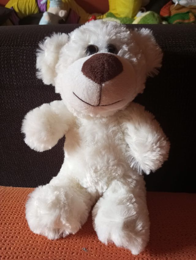 Oso de peluche blanco