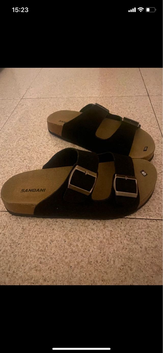 Sandalias negras