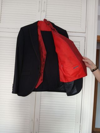 Traje de boda hombre negro y rojo