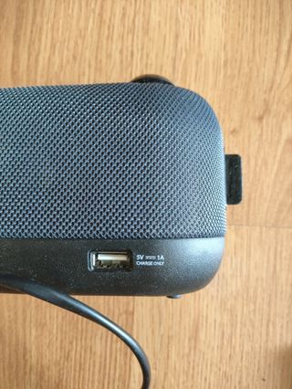 Radio Despertador Proyector Poss PSCR16B con USB