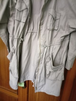 Gabardina Beige con Cinturón