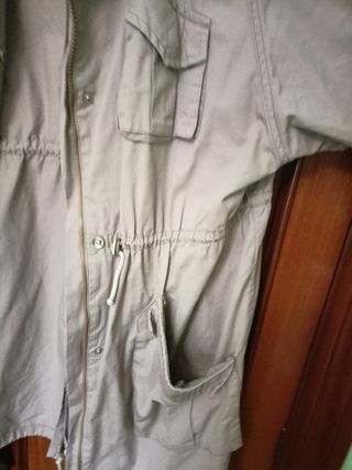 Gabardina Beige con Cinturón