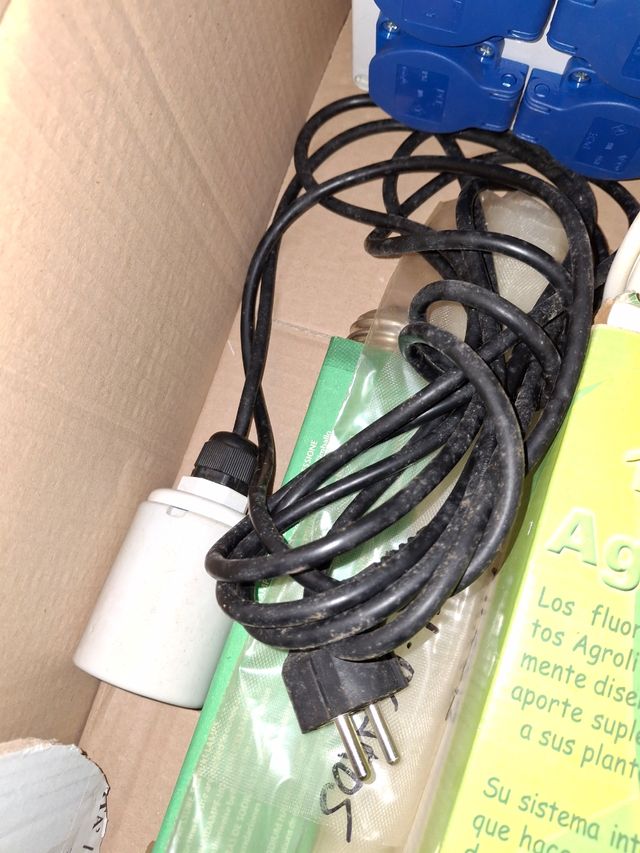 Bombilla Agrolite 150W