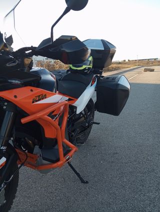 KTM 890 Adventure