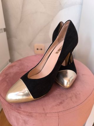 Zapatos de Salón Negros y Dorados Talla 37