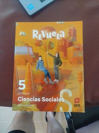Ciencias sociales. 5 Primaria. Revuela. Castill...
