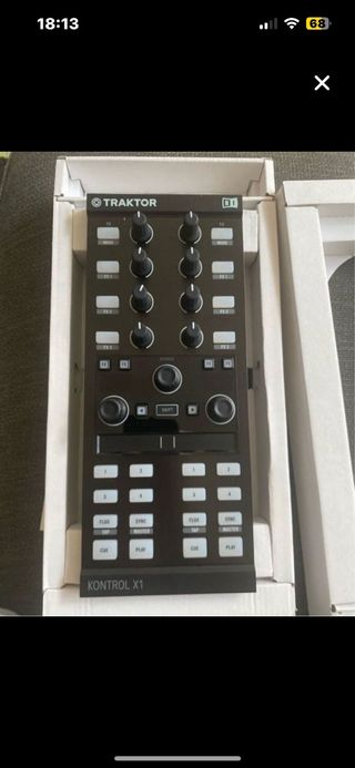 Denon DJ X1850 Prime + Traktor X1 (2)+Funda