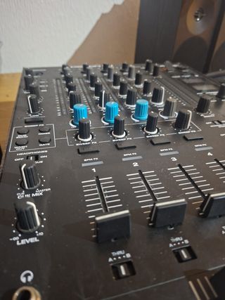 Denon DJ X1850 Prime + Traktor X1 (2)+Funda