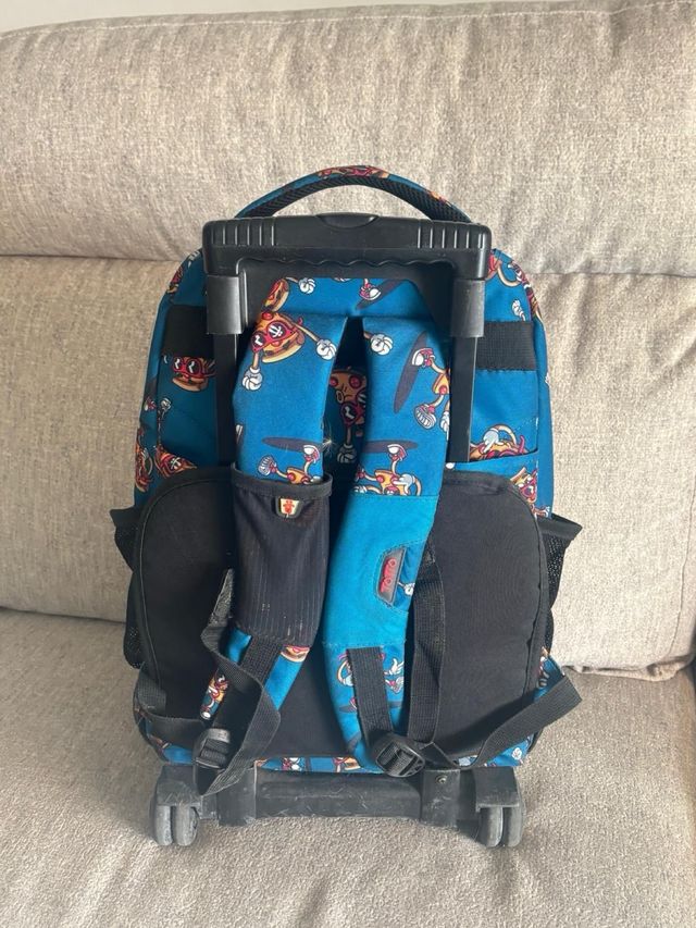 Mochila infantil con ruedas y estampado de pizza