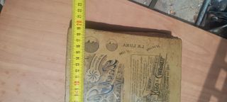 Piedra litográfica antigua