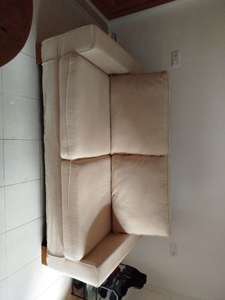 Sofá de 2 plazas beige