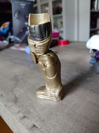 Pierna Thanos BAF Marvel Legends Hasbro