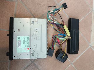 Autoradio Sony con antenna portabollo