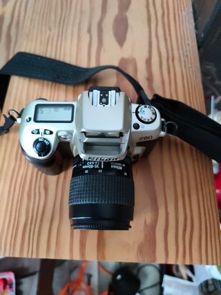 Cámara Nikon F60 Plata/Negro