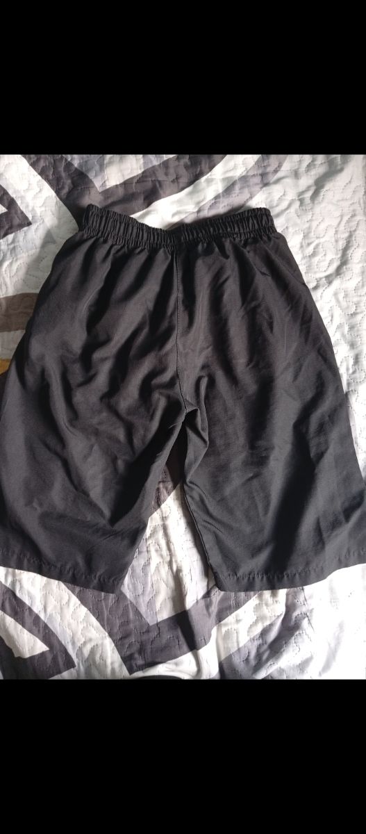 Pantalones cortos Lacoste negros