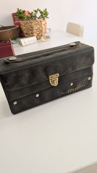 Lote de casetes antiguos variados