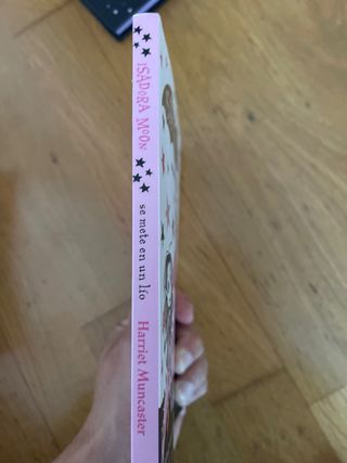 Isadora Moon se mete en un lío / Isadora Moon G...