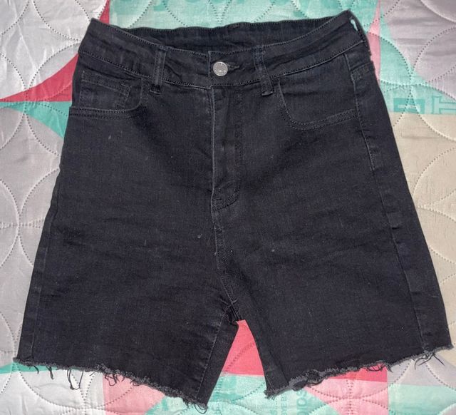 3 Shorts vaqueros Stradivarius azul Talla S