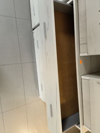 Tocador nuevo a estrenar de 4 cajones