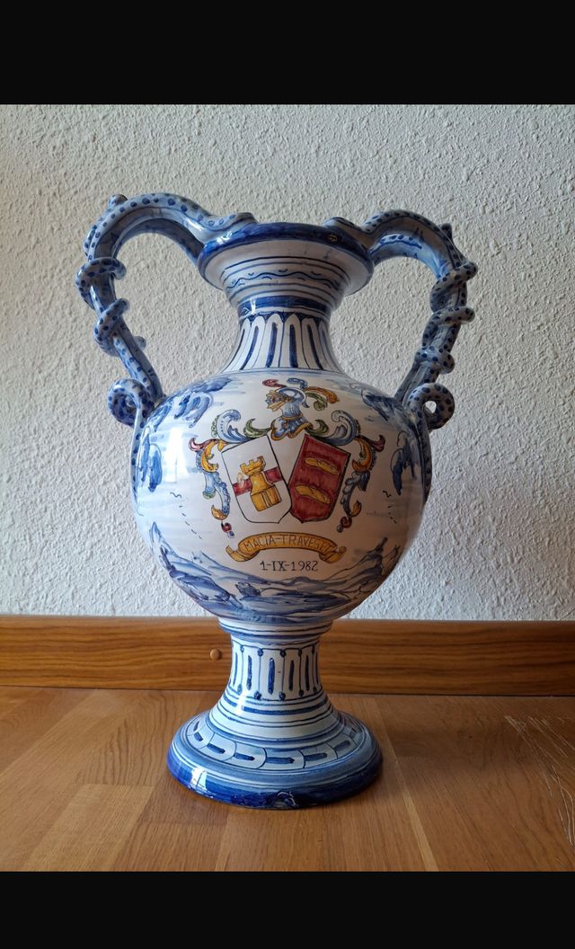 Jarrón Cerámica Talavera Siglo XX