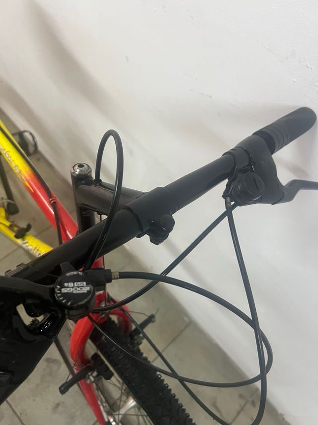 Bicicleta de Montaña Kenlight Roja/Amarilla