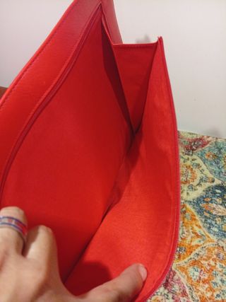 Portadocumentos y accesorio Agatha Ruiz de la Prad