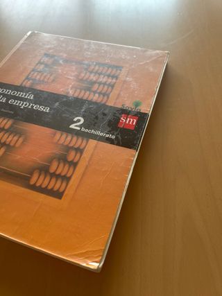 Economía. 2 Bachillerato. Savia (Spanish Edition)