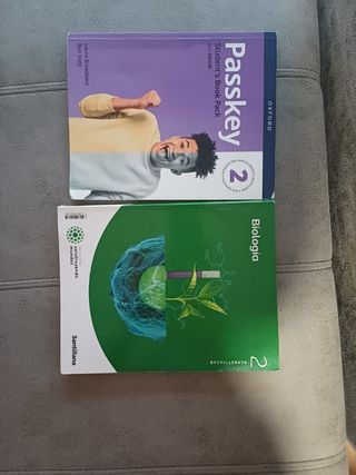 Biología Santillana y ingles Oxford 