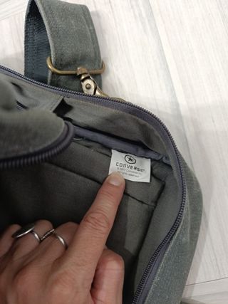 Bolso Converse Gris Portátil
