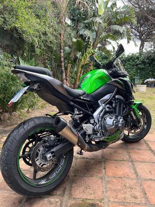 Kawasaki Z900e