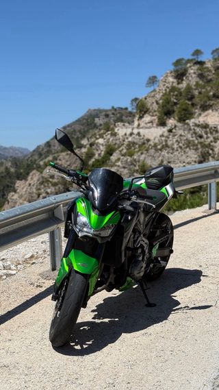Kawasaki Z900e