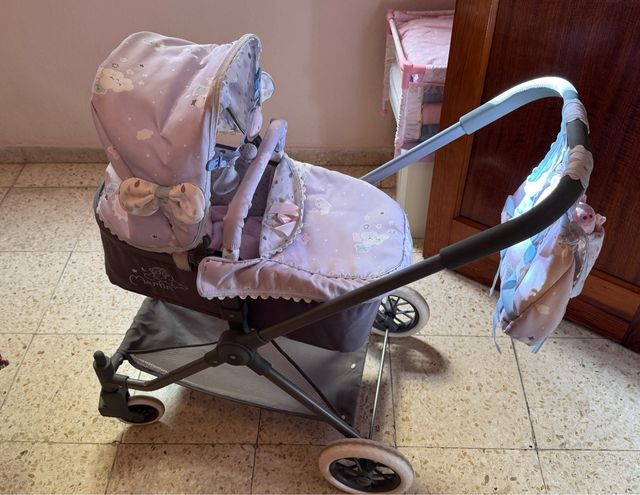 Cochecito de muñecas Martín cómo nuevo