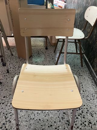 Sillas Escolares Madera con patas hierro