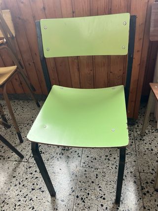 Sillas Escolares Madera con patas hierro