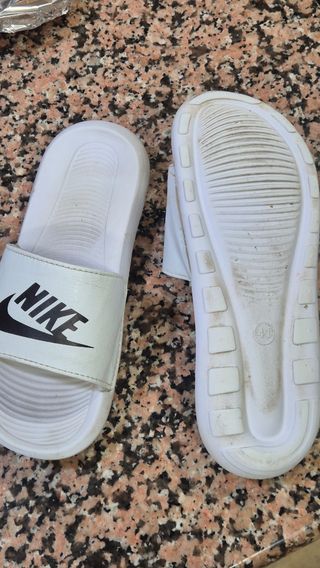 Chanclas Nike Blancas Muy Cómodas