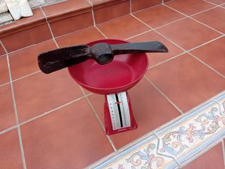 Hacha/Azadón antiguo 2 kilos y 42 cm
