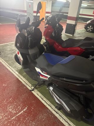 BMW 400 2023 - 2500 km