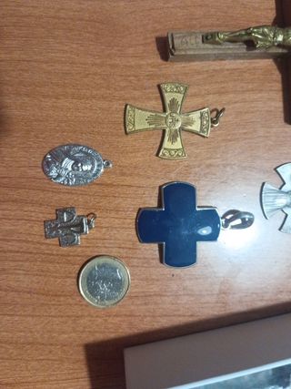 Crucifijos y Medalla Santa Teresa de Jesús