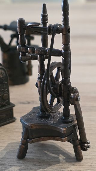 Colección Miniaturas Maquinaria Antigua