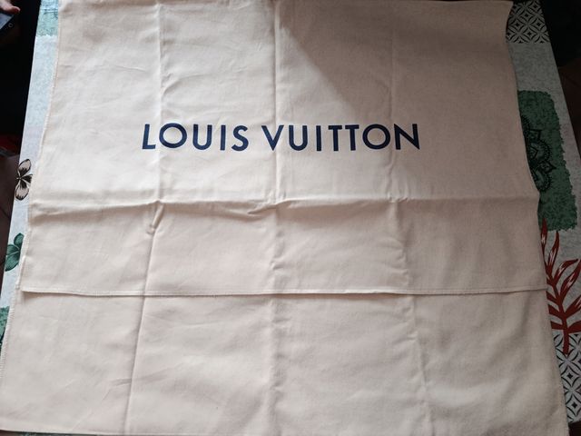 Dustbag Louis Vuitton Beige