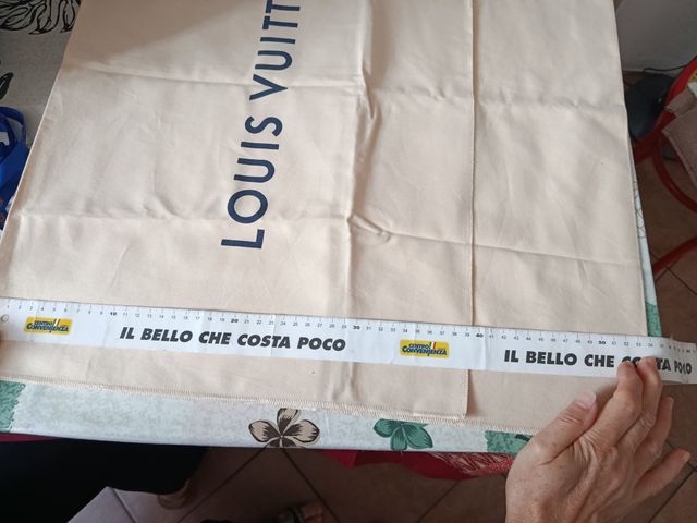 Dustbag Louis Vuitton Beige