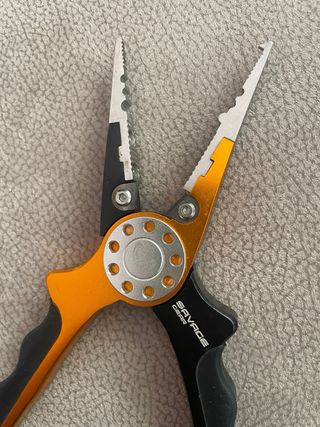 Alicates Savage Gear Aluminio Pesca Pro M