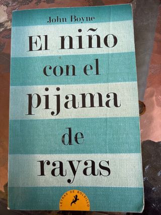 El niño con el pijama de rayas/ The Boy in the ...